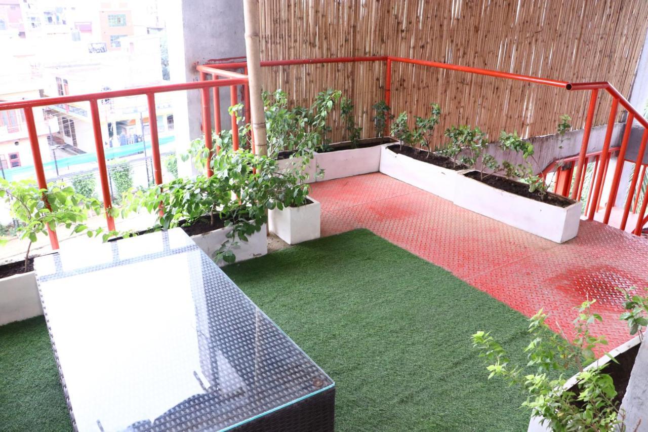 Virohaa Garden Hotel 加济阿巴德 外观 照片