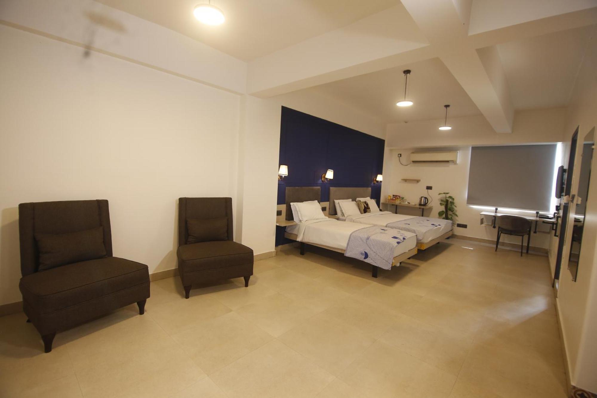 Virohaa Garden Hotel 加济阿巴德 外观 照片