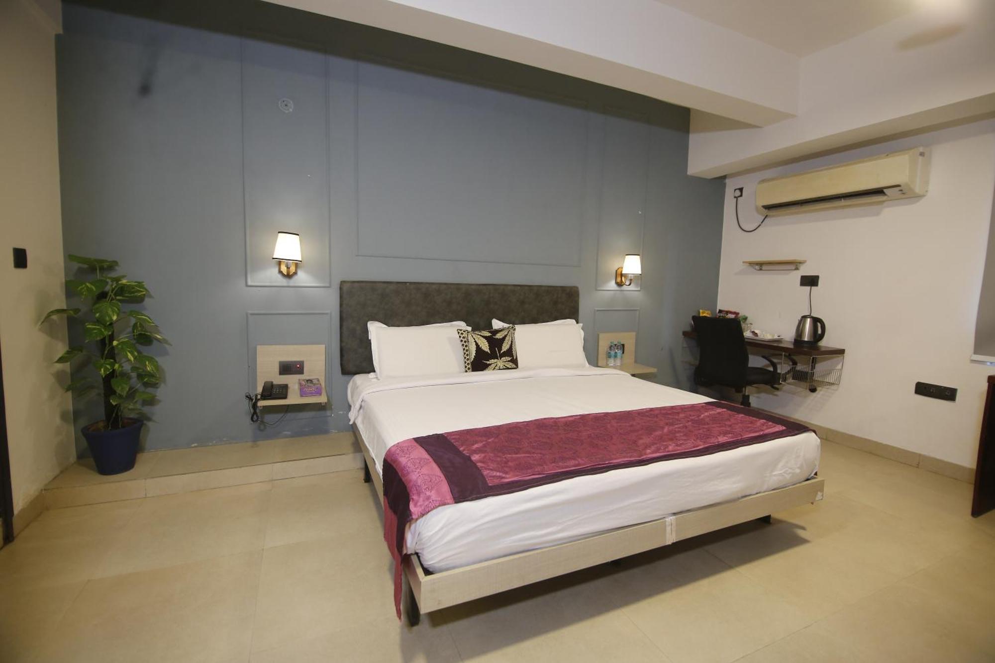 Virohaa Garden Hotel 加济阿巴德 外观 照片