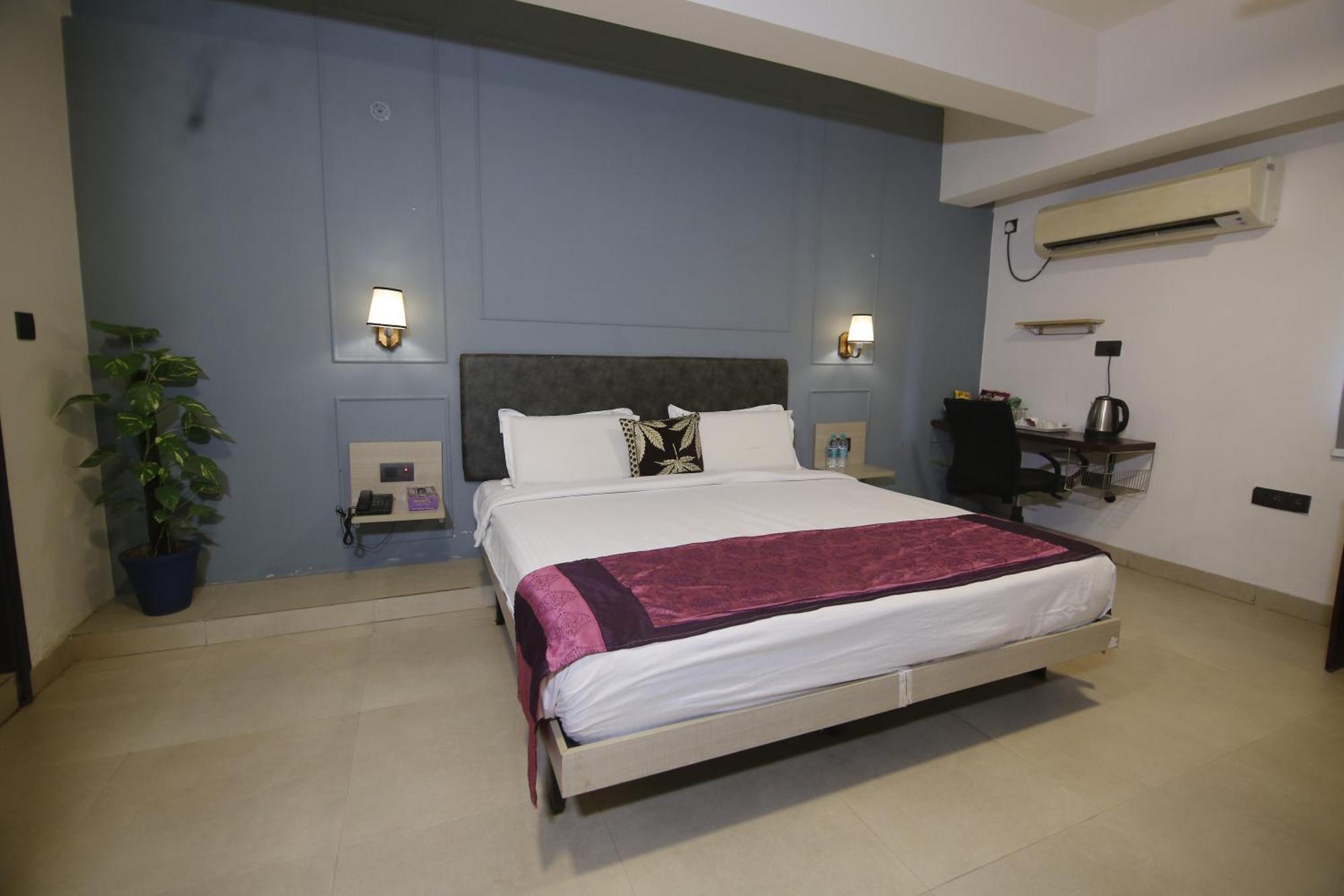 Virohaa Garden Hotel 加济阿巴德 外观 照片