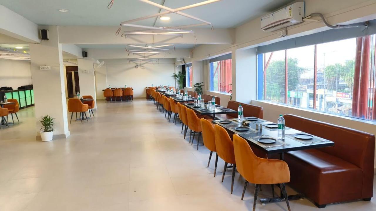 Virohaa Garden Hotel 加济阿巴德 外观 照片